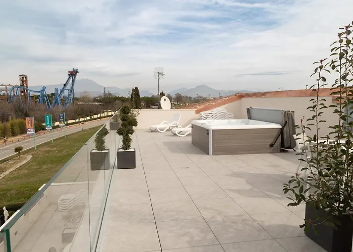 La Maison Du Port 4* Lazise