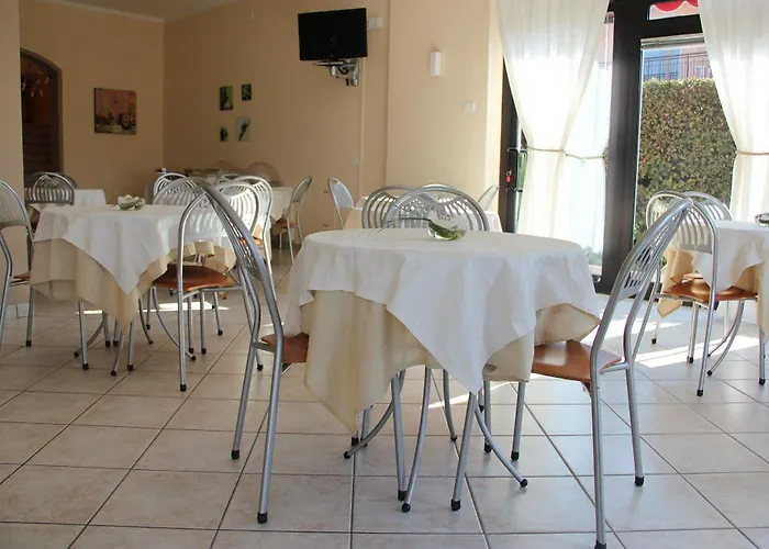 La Maison Du Port 4* Lazise