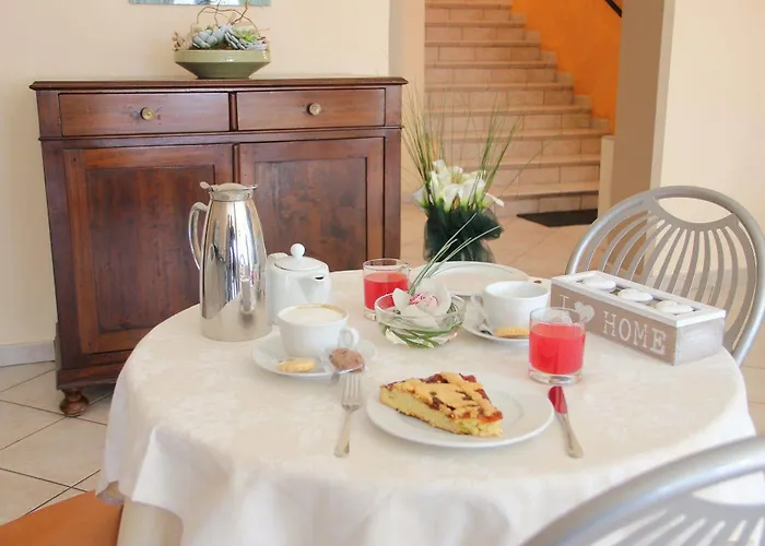 Affittacamere La Maison Du Port Lazise