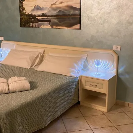 Pensionat La Maison Du Port 4*