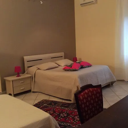 La Maison Du Port Pensionat 4*